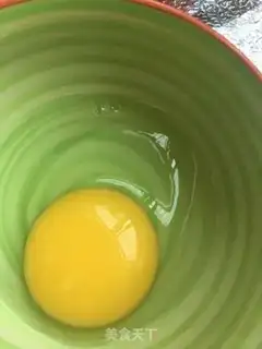 Make Lettuce steamed goose eggs step 1