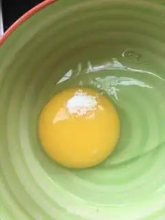 Make Lettuce steamed goose eggs step 2