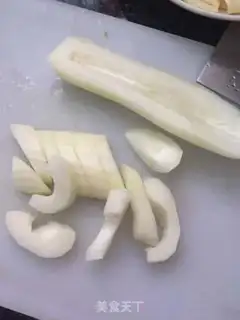 Make cucumber soup step 0