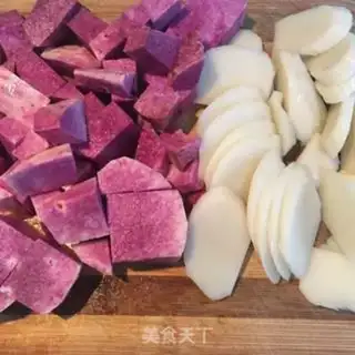 Make The purple mountain potion soup cake step 0