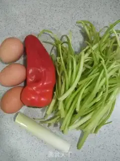 Make Cricket fried eggs step 0