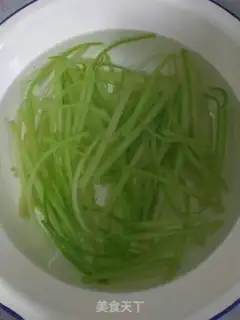 Make Cricket fried eggs step 3