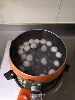Make Cinnamon Powderball step 3