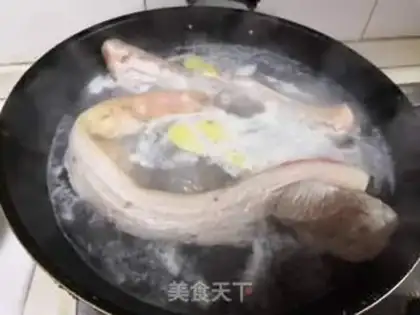 Make Guangxi, cut meat step 0