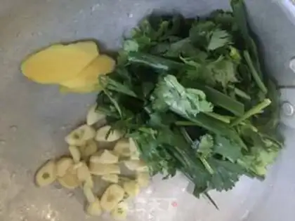 Make Ginger onions step 1