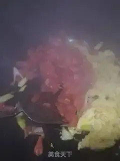Make Egg tomato noodles step 3