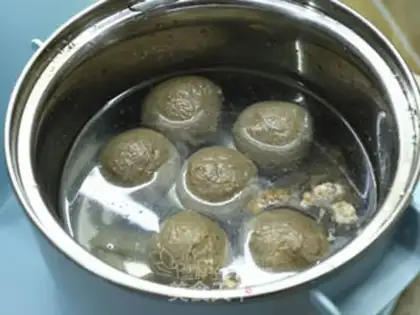 Make Beefball noodles step 0