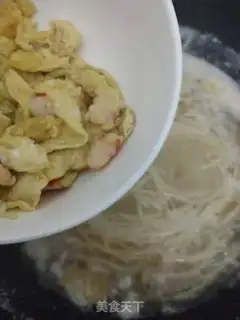 Make Shrimp roller noodles step 7