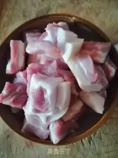 Make Homemade beer and red meat step 0