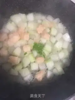 Make Shrimp rollers step 7