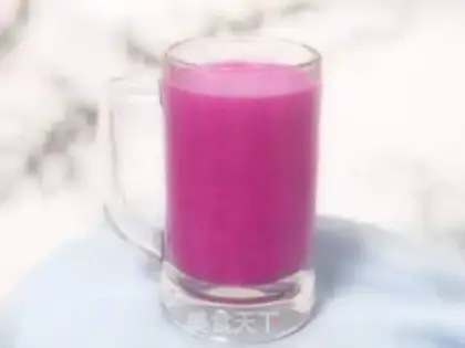 Make Flamingo soy milkshake step 3