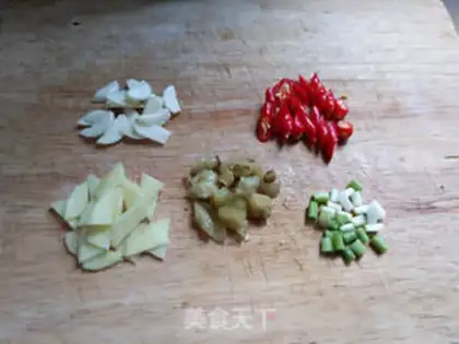 Make Hot, hot chickens step 3