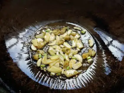 Make Hot, hot chickens step 4