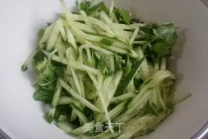 Make Spring rolls step 15