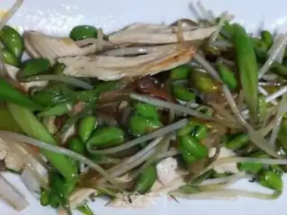 Make Black bean sprouts step 5