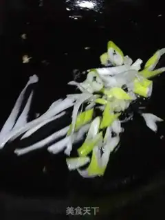 Make Sprayed double sprouts step 2