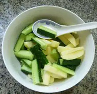 Make Apple pickle step 9