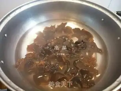 Make Carrot and mooched onions step 3