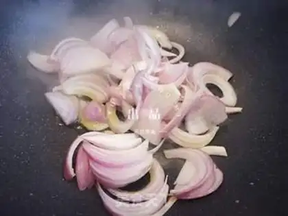 Make Carrot and mooched onions step 4