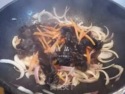Make Carrot and mooched onions step 5