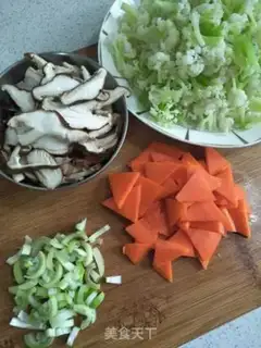 Make The mushrooms and the organic flowers step 6