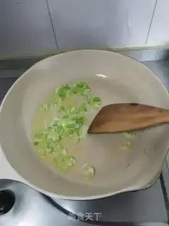 Make The mushrooms and the organic flowers step 7