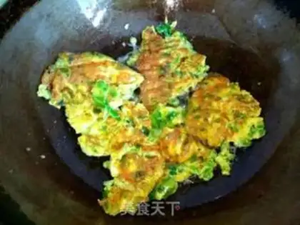 Make Eggs from pepper stand step 3