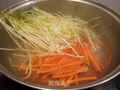 Make Peas sprouts carrots step 3