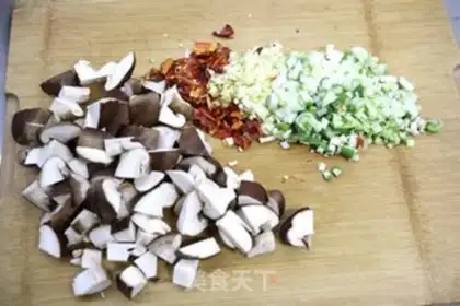 Make Beef mushroom sauce step 3