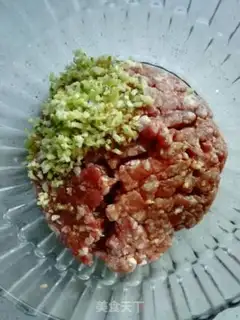 Make Pork radish buns step 0