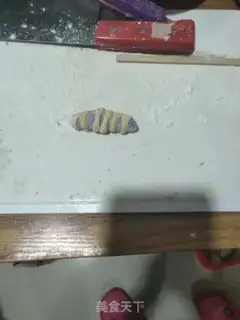 Make The caterpillar step 4