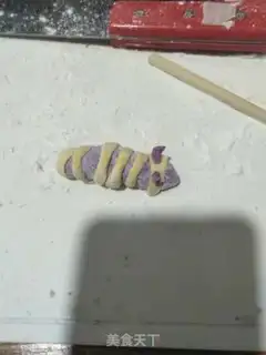 Make The caterpillar step 5