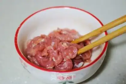 Make Garlic fried meat step 2