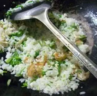 Make Quillard egg fried rice step 9