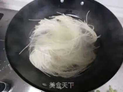 Make Beef egg noodles step 4