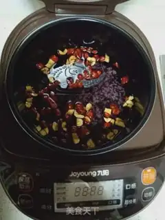 Make Red-tree, black rice congee step 4