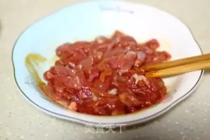 Make radish and fried meat step 3