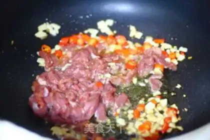 Make radish and fried meat step 6