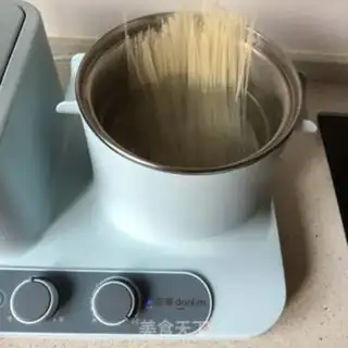 Make Old chicken powder step 1
