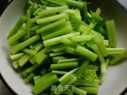 Make ♪ ♪ The chrysanthemum ♪ step 2