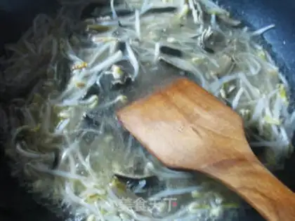 Make Green bean sprouts step 6
