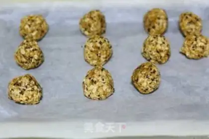Make Red sugar oatmeal cookies step 3