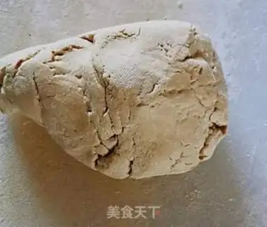 Make Little fish noodles step 1