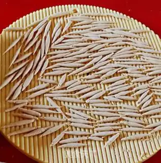 Make Little fish noodles step 4