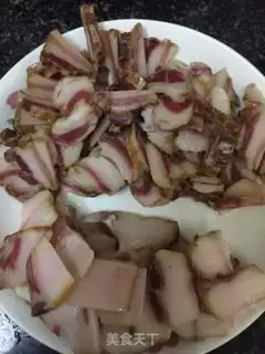 Make Blue mustard step 0