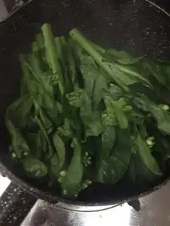 Make Blue mustard step 3