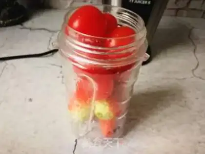 Make "The Holy Virgin Strawberry Mashed." step 2