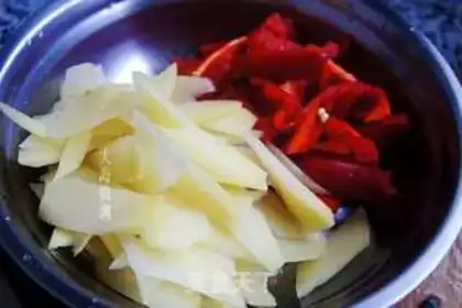 Make Pepper potato chips step 3