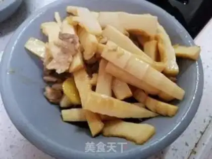 Make Spring fried meat step 3