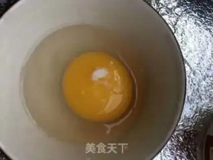 Make Goose omelet spicy gravy step 1